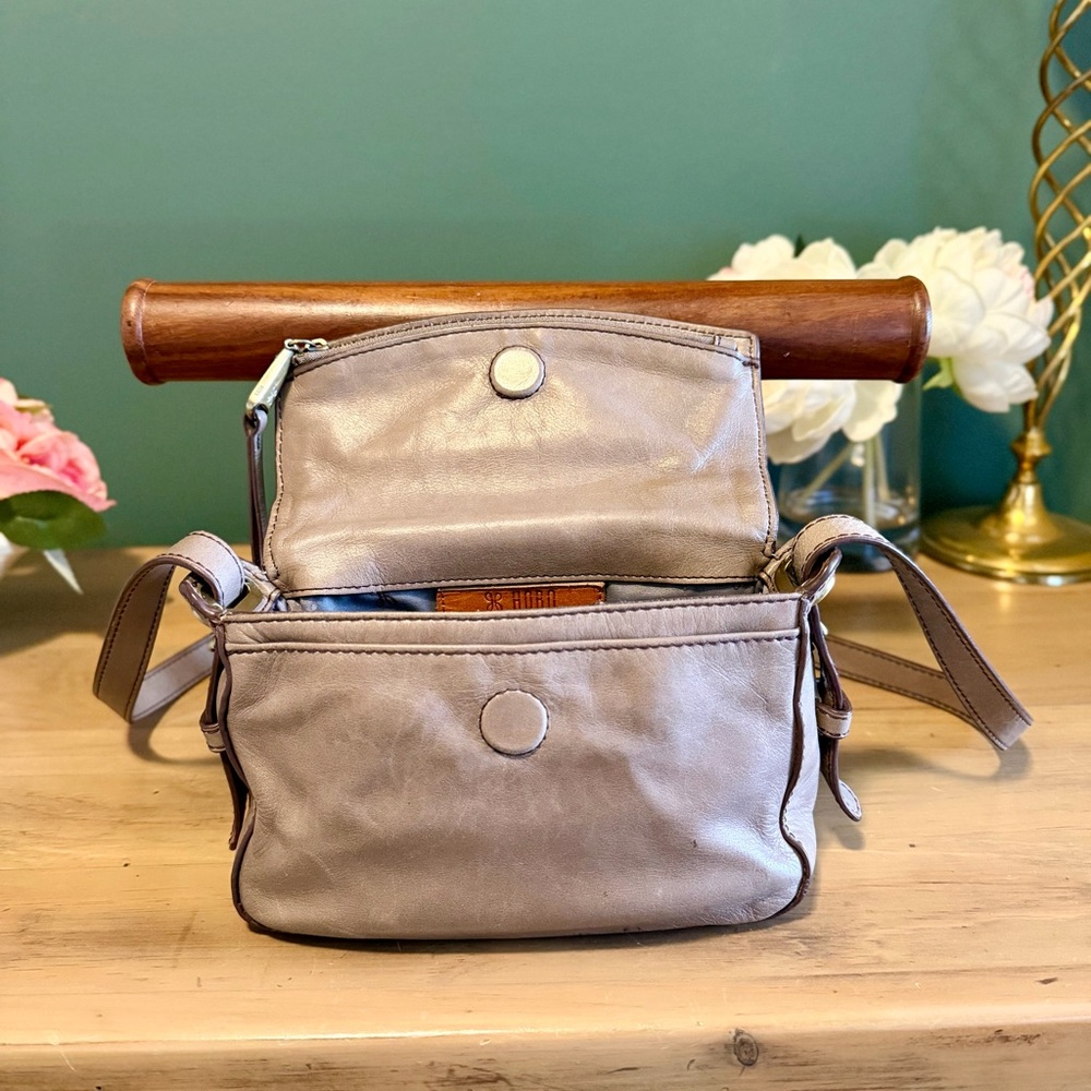 HOBO Taupe Tan Leather Crossbody Bag Soft Foldover Flap Magnetic Closure - Picture 8 of 15